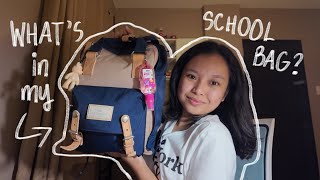 WHAT’S IN MY SCHOOL BAG 📚🎒 [upl. by Uzzi]