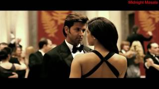 Backless Priyanka Chopra Hrithik Roshan Hot Scene Don 2 [upl. by Mullins187]