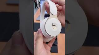 Beats Solo Pro Review [upl. by Davie706]