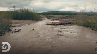 La reconstrucción de un puente para una operación minera  Fiebre del oro  Discovery Latinoamérica [upl. by Odrareg548]