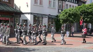 Großer Festumzug beim Schützenfest in Gifhorn 2023  Steinweg [upl. by Chenee]