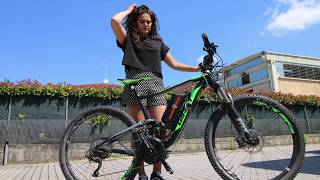 COME TRANSFORMARE LA TUA BICICLETTA IN ELETTRICA CON BIKEE BIKE [upl. by Orelie]