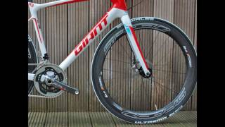 Giant Defy Advanced 2 Red [upl. by Alleuqahs]