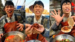 Chinese fishermen eat octopus Boston lobster scallops clams crabs razor clams conches [upl. by Astera747]