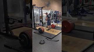 Michael Spicer pulls 455  155 lbs bodyweight at Gold’s Gymdeadlift deadlifts powerlifting power [upl. by Ahsemad]