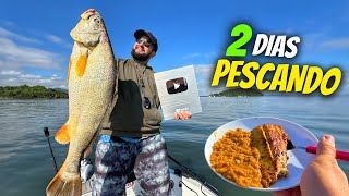 2 DIAS DENTRO DO BARCO PESCANCO E SOBREVIVENDO  Pesca e camping no MAR  Catch and cook [upl. by Nivle]