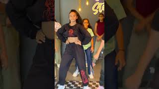 සුන් සුන් DaNcE ගැම්මට මීගමුවේ Cool Steps Girls 🤩💜️ [upl. by Alaric]