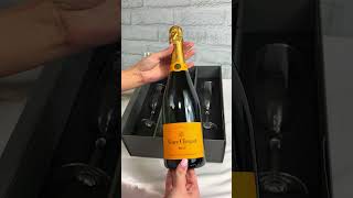 Veuve Clicquot Brut Champagne 75cl  Unboxing [upl. by Mosera28]