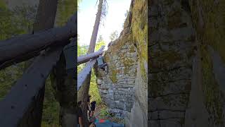 Tigerlily Left  V6  Tigerlily  Leavenworth Bouldering [upl. by Orihakat]