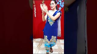 Mombatiye  shorts ytshort nishasinghhr dance punjabisong trending diljitdosanjh [upl. by Eejan]