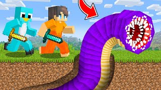 HUNTERS vs WORM SPEEDRUNNER in Minecraft [upl. by Acinomal832]