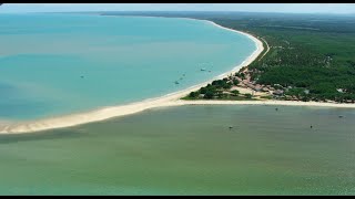 Corumbau um balneário banhado por um fascinante mar azul no litoral do Prado [upl. by Niattirb968]