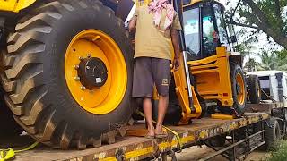 Kirloskar engine with JCB Backhoe loader dozing workjcb 3dx BS4  Unloading 6 new machine in TATA [upl. by Elrebma]