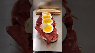 SANDWICH CON BRESAOLA asmr shorts clicca sui tre puntini per la ricetta [upl. by Kassi457]