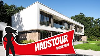 Haustour 3 Millionen Luxusvilla vom Architekten als Fertighaus Weberhaus  Hausbau Helden [upl. by Sculley153]