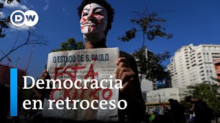 Países con sistemas democráticos avanzan hacia la autocracia [upl. by Kreegar]