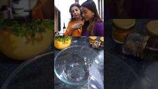 See what Manisha Rani amp Farah Khan cooking together 🤤 shortsfeed manisharani farahkhan pakode [upl. by Eggett]