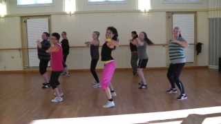 Dance Fitness quotLa Estamos Pasanda Buenoquot Merengue [upl. by Tzong]