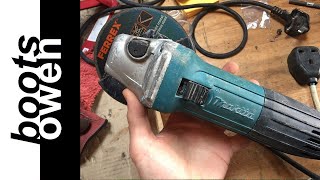 Broken Makita angle grinder not working how to check the brushes and replace them GS4530R [upl. by Maretz]