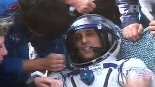 Retour sur terre de deux cosmonautes et un astronaute de lISS [upl. by Martin849]