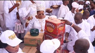 SEE HOW IYALAJE ODUA TOYIN KOLADE SURPRISE KINGS AND CHIEFS WITH ALOT OF GIFTS AT AJE FESTIVAL 2024 [upl. by Zul]