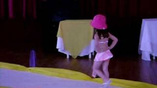 ethaly  desfile moda infantil [upl. by Whall]