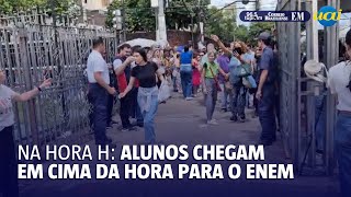 Enem 2024 alunos chegam em cima da hora para o exame [upl. by Annaor846]