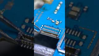 disconnect the FPC connector soldering tech repair phonerepair shotrs electronic [upl. by Udele457]