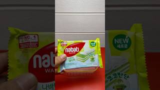 Unboxing Nabati wafer cocopan flavour jajanan jajan miskayt doyanjajan [upl. by Dnalra]