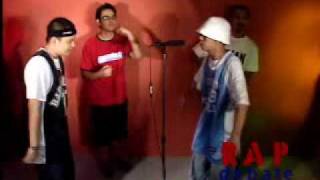 RAP BATTLE Krazykyle vs Loonie topic SINONG MAS GWAPO [upl. by Flynn]