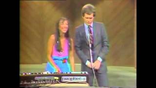 Suzanne Ciani shows her Harmonizer® to David Letterman [upl. by Alwitt]