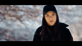 Sura İskenderli  Derinlere İniyorum Official Music Video [upl. by Mellisa]