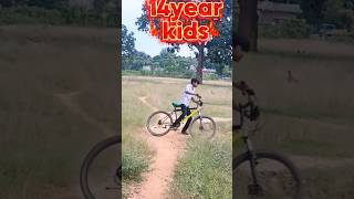 Wait for 10year to 14 year kids💩😈 shorts cycle cyclestunt viralvideo trending shortfeed music [upl. by Herbert52]