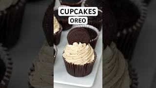 CUPCAKES DE OREO cupcakes galletasoreo postrefacil [upl. by Nassi]