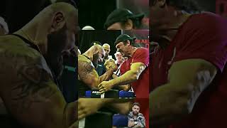 Bodybuilders underestimated herHe messed with Arm Wrestling Legend devonlarrat armwrestling [upl. by Kariv]