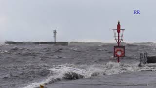 Ustka 2019 cofka Sztorm na Bałtyku [upl. by Cordula]