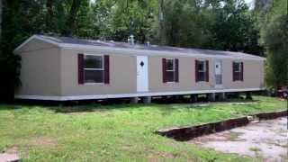 Walkthrough Of A Mobile Home  Mobile Home Park Investment Tip [upl. by Pas]