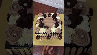 cake garnishing yt trendingshorts chocolate trending viralvideo squareone youtubeshorts [upl. by Asiluj]