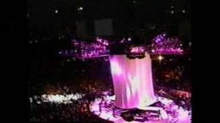 Shania Twain Intro and Man I Feel Like a Woman Live in Philadelphia Up World Tour [upl. by Claribel982]