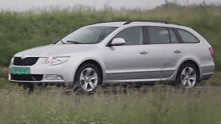 Skoda Superb buyers review [upl. by Tomchay]