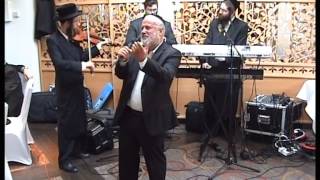 Chazan Lider singing Tiher Rabbi Yishmoel [upl. by Moclam]