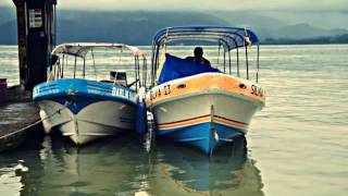 LanchasBarcoscayucos puerto barrios [upl. by Aleyak]