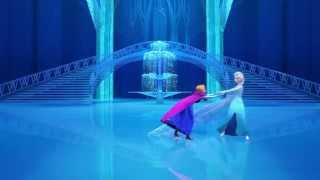 La Reine des Neiges  Patinage avec Elsa Anna et Olaf I Disney [upl. by Alil]