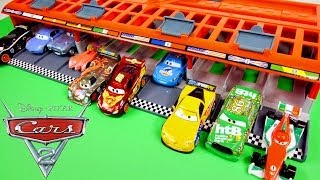 CARS 2 World Grand Prix 10 Car Race Launcher Hot Wheels Toys Disney Pixar Cars Carrying Case [upl. by Anitsyrc]