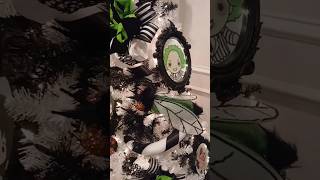 WAITa Halloween Tree Why Hasnt Anyone Done This 💚🖤44 days until Halloween halloweendiy [upl. by Vil]