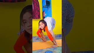 RES Flexiblenia Amazing Acrobatics Contortionist Video contortion [upl. by Elvira]