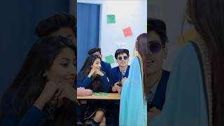 Teacher Ne Mobile Pakad Liya📱🧑‍🏫📚 shorts school love youtubeshorts [upl. by Inglis]