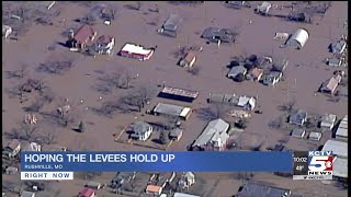 Rushville MO residents are hoping the levees hold up against the flood [upl. by Odnesor]