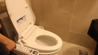 R16 Korea Hotel Toilet [upl. by Norat]