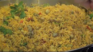 Arroz con Gandules Estilo Puertorriqueño [upl. by Woodrow]